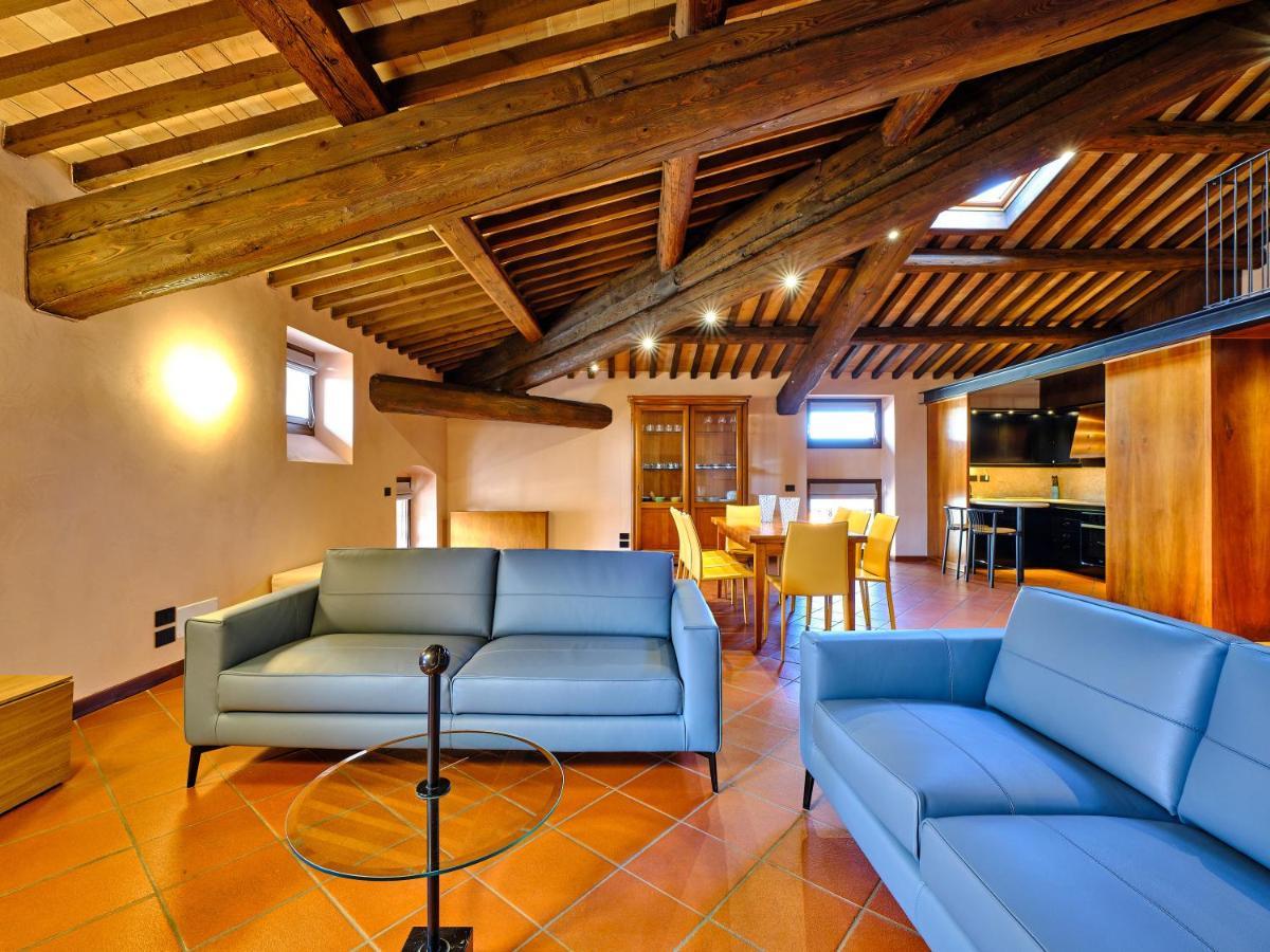 Apartmentsarena - Residenza Degli Scaligeri - Piazza Erbe เวโรนา ภายนอก รูปภาพ